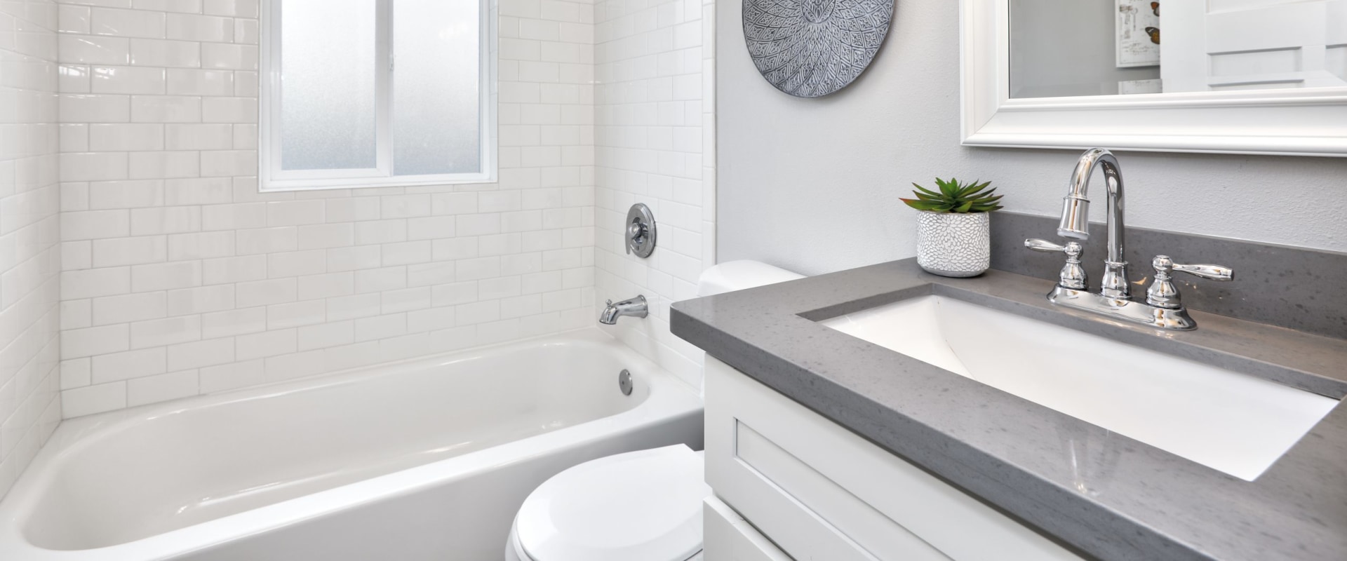 Bathroom Remodeling: A Vital Component of Home Renovation in Chicago