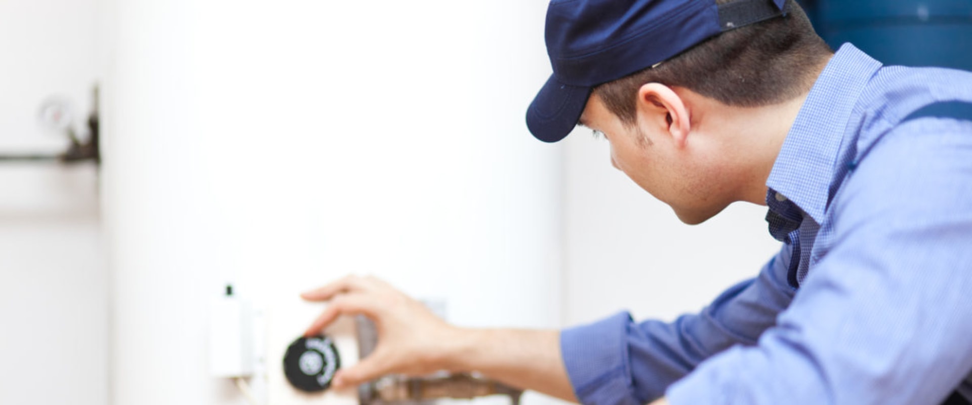 Common Water Heater Issues In Hopkins, MN: How To Identify And Fix Them During Home Renovation